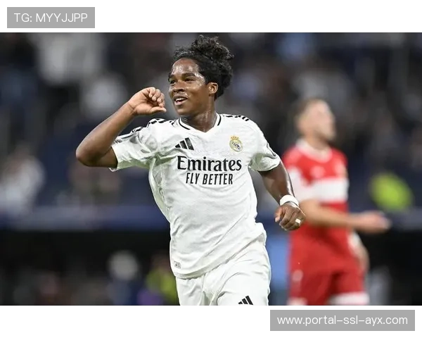 恩德里克帽子戏法引领里昂5-2大胜梅斯，创队史最年轻戴帽纪录