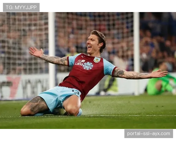 塞尔赫斯特公园战报：水晶宫2-0战胜伯恩利，取得关键三分