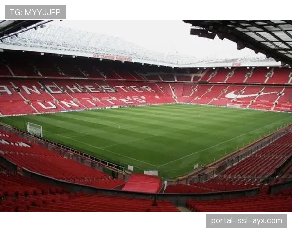 曼联老特拉福德球场北看台改建计划提交政府审批